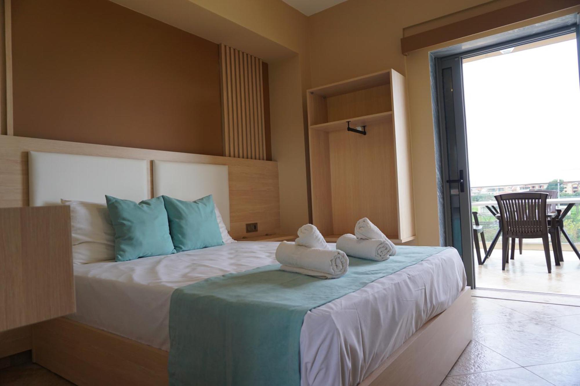House Michalis Aparthotel ซาร์ตี ภายนอก รูปภาพ