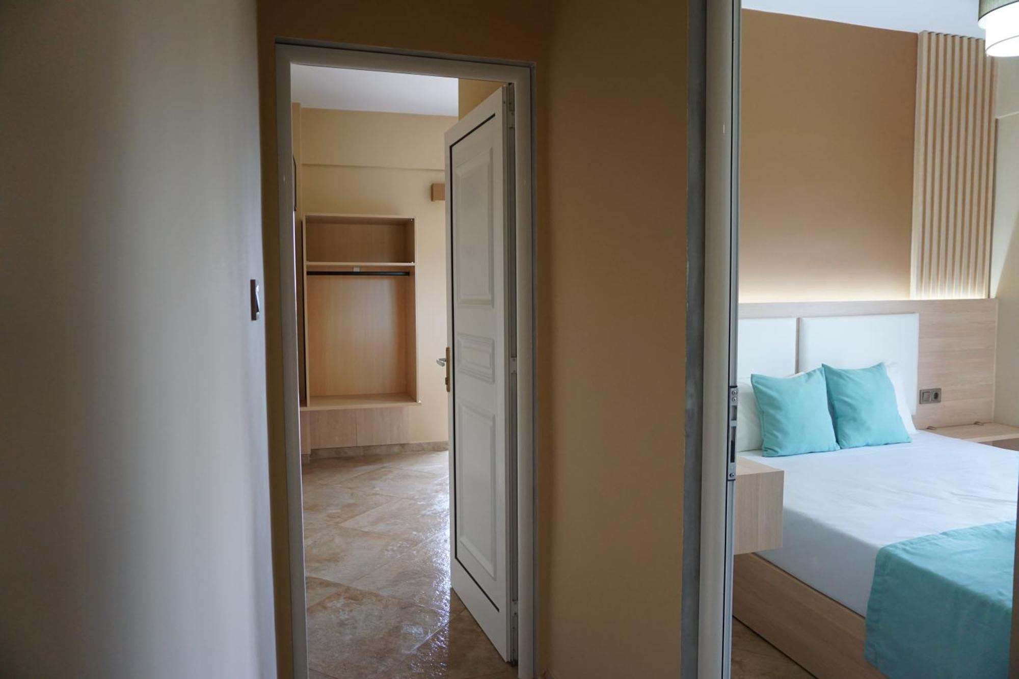 House Michalis Aparthotel ซาร์ตี ภายนอก รูปภาพ