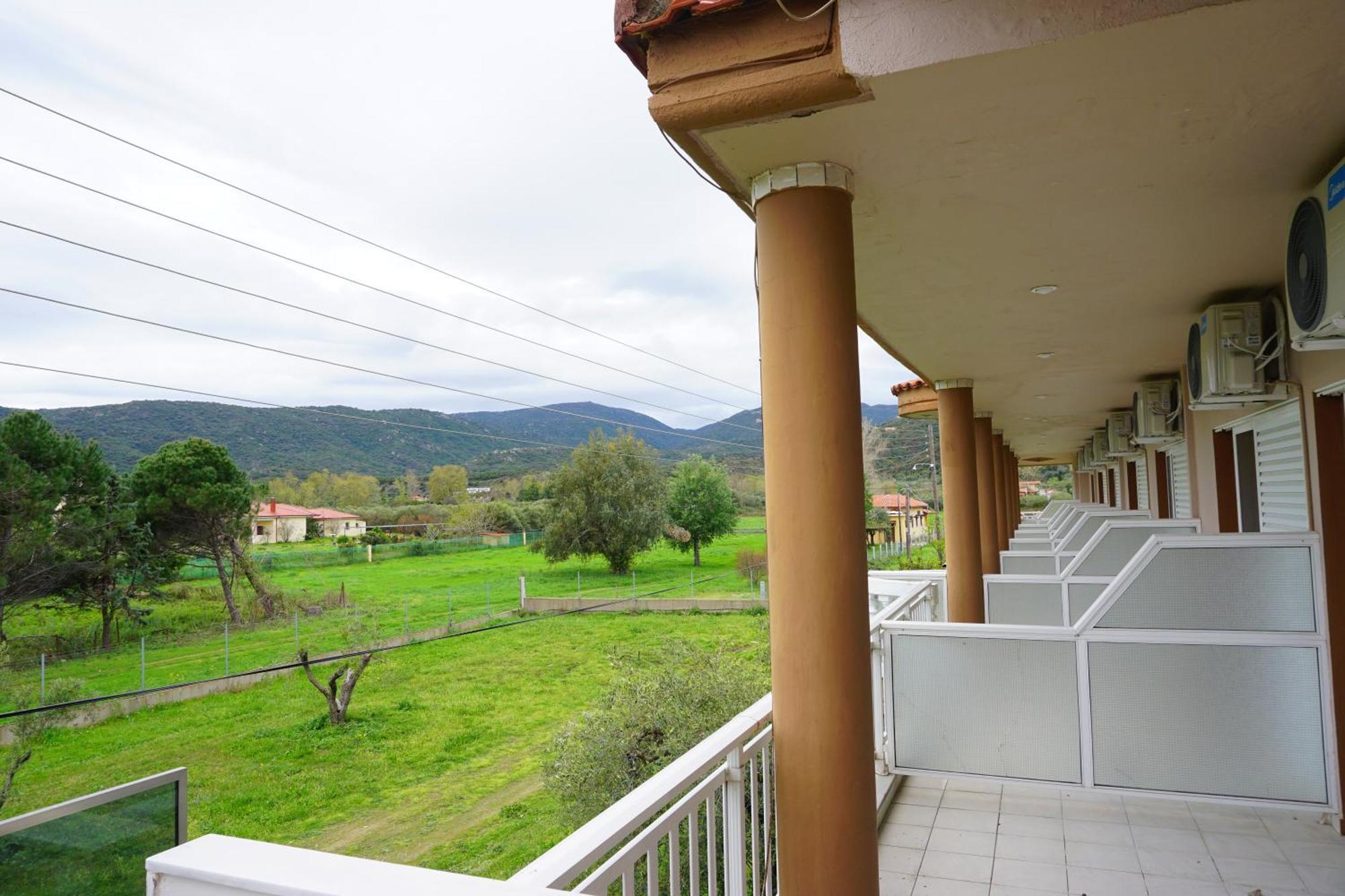 House Michalis Aparthotel ซาร์ตี ภายนอก รูปภาพ